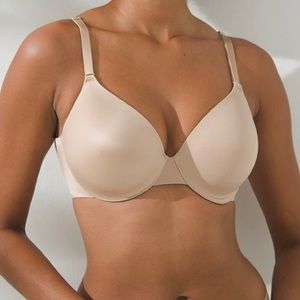 🎉 NEW YEAR SALE 🎉 Soma Vanishing Back Bra Nude 40DD